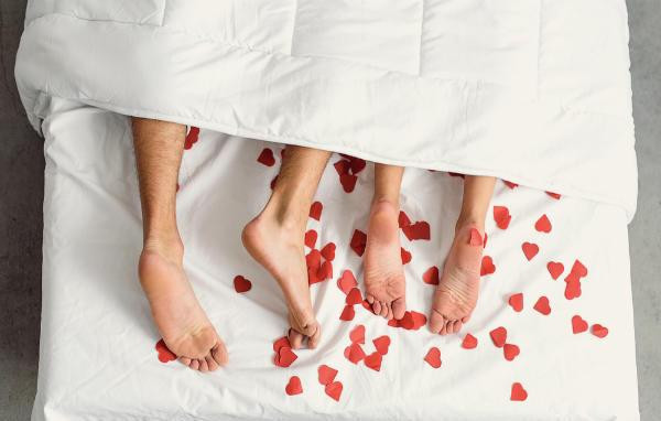 Từ gà mờ chuyện chăn gối, vợ ngoan thay đổi ngoạn mục khiến chồng thòm thèm Tu ga mo chuyen chan goi, vo ngoan thay doi ngoan muc khien chong thom them