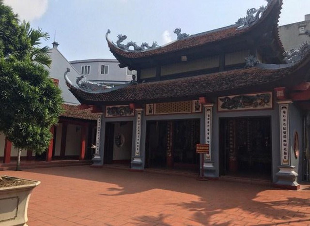 Hàng quán còn vi phạm, các cơ sở thờ tự chủ động phòng dịch Covid-19 Hang quan con vi pham, cac co so tho tu chu dong phong dich Covid-19