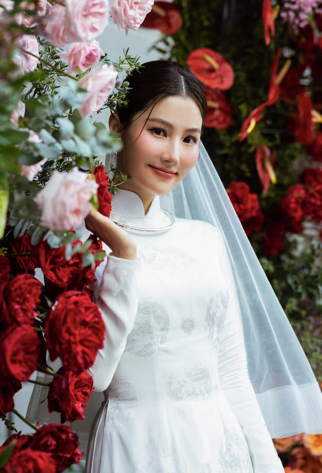 Diễm My 9X: Quá khứ bị chê kém sắc, hiện tại viên mãn - Hình 8 Diem My 9X: Qua khu bi che kem sac, hien tai vien man-Hinh-8