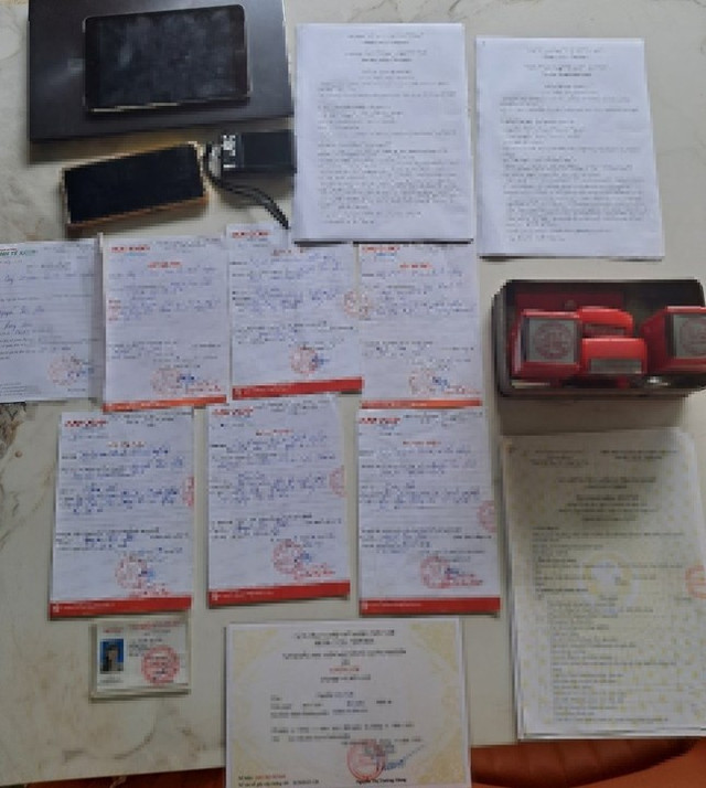 Lợi dụng danh nghĩa báo chí, nữ giám đốc trục lợi hơn 5 tỷ - Hình 3 Loi dung danh nghia bao chi, nu giam doc truc loi hon 5 ty-Hinh-3