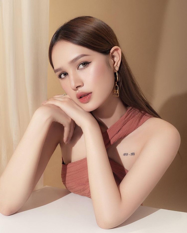 Lấy chồng từ thuở mười tám, hot girl được chồng chiều như bà hoàng - Hình 3 Lay chong tu thuo muoi tam, hot girl duoc chong chieu nhu ba hoang-Hinh-3