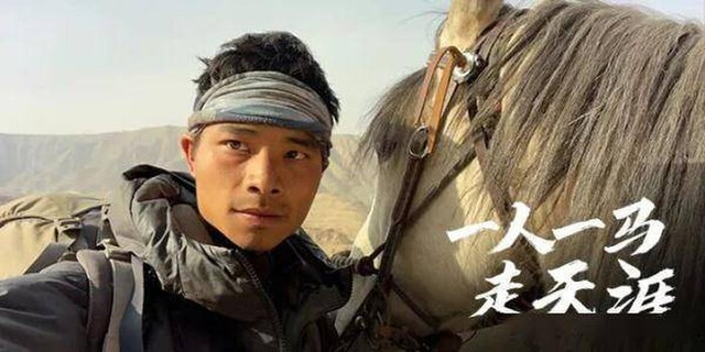 Chàng trai cưỡi ngựa hơn nửa năm về quê ăn Tết - Hình 6 Chang trai cuoi ngua hon nua nam ve que an Tet-Hinh-6