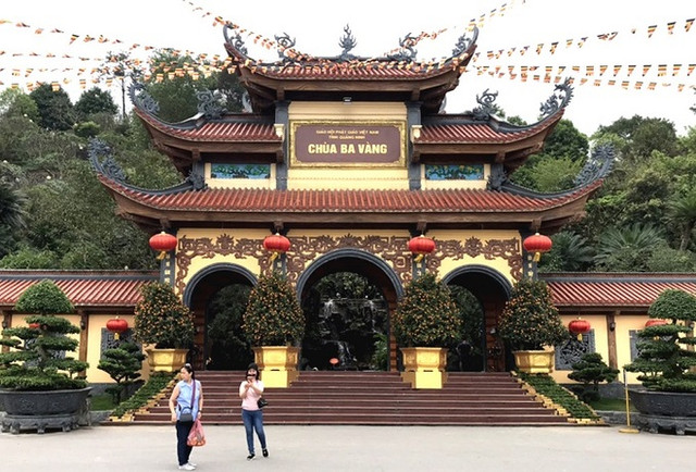 Bộ Tài chính: Chùa Ba Vàng và hơn 50 chùa không báo cáo tiền công đức Bo Tai chinh: Chua Ba Vang va hon 50 chua khong bao cao tien cong duc