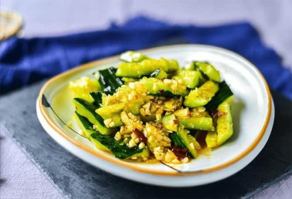 Dưa chuột tốt nhưng 3 loại người này nên ăn ít nhất có thể - Hình 4 Dua chuot tot nhung 3 loai nguoi nay nen an it nhat co the-Hinh-4
