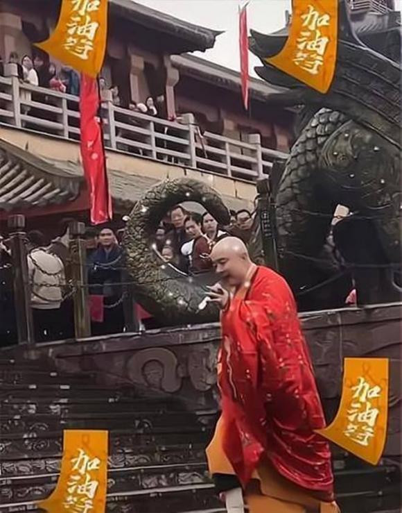 3 người cùng đóng vai Đường Tăng nhưng số phận lại trái ngược - Hình 11 3 nguoi cung dong vai Duong Tang nhung so phan lai trai nguoc-Hinh-11