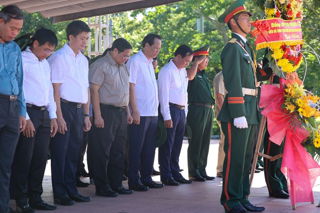 Thủ tướng: Chăm lo người có công với trách nhiệm lớn, nghĩa tình sâu nặng - Hình 4 Thu tuong: Cham lo nguoi co cong voi trach nhiem lon, nghia tinh sau nang-Hinh-4