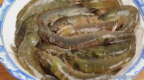 Cố gắng tránh 3 loại này khi mua tôm, lãng phí tiền bạc - Hình 3 Co gang tranh 3 loai nay khi mua tom, lang phi tien bac-Hinh-3