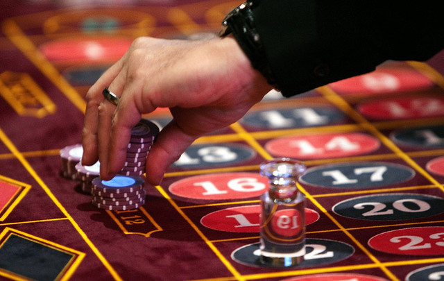 Một năm mở cửa, hơn 47 nghìn lượt người Việt vào chơi casino Mot nam mo cua, hon 47 nghin luot nguoi Viet vao choi casino