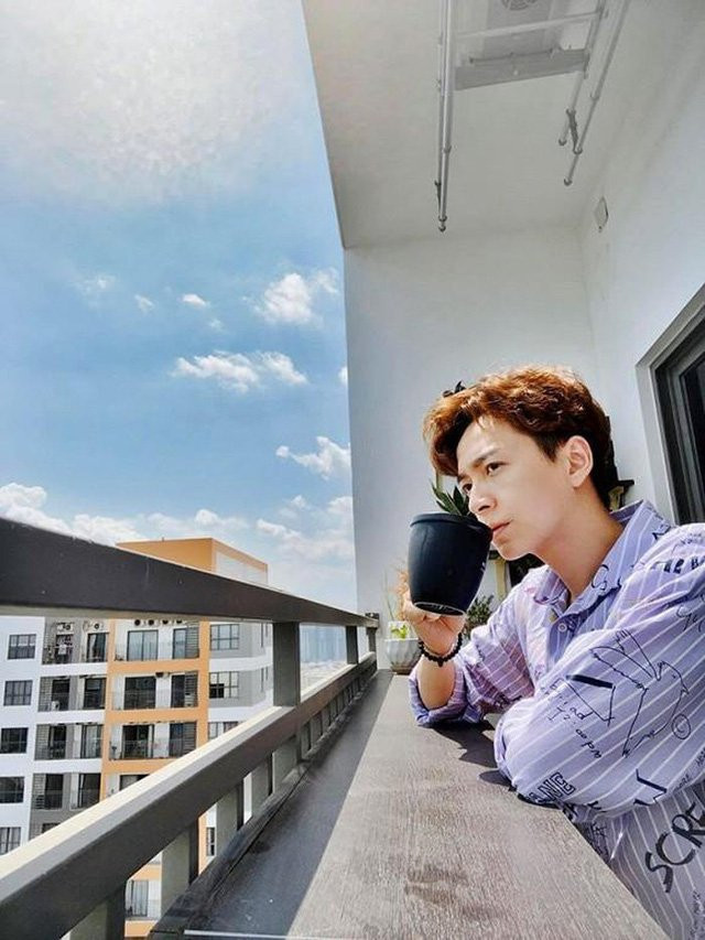 Ngắm căn hộ của Ngô Kiến Huy view đẹp long lanh - Hình 8 Ngam can ho cua Ngo Kien Huy view dep long lanh-Hinh-8