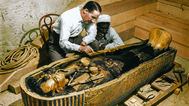 Học giả phát hiện lăng mộ Tutankhamun chính là người trộm cổ vật Hoc gia phat hien lang mo Tutankhamun chinh la nguoi trom co vat