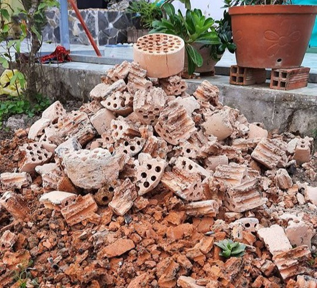 Hết lá bàng, dân chơi lại lùng mua than tổ ong đã qua sử dụng - Hình 2 Het la bang, dan choi lai lung mua than to ong da qua su dung-Hinh-2