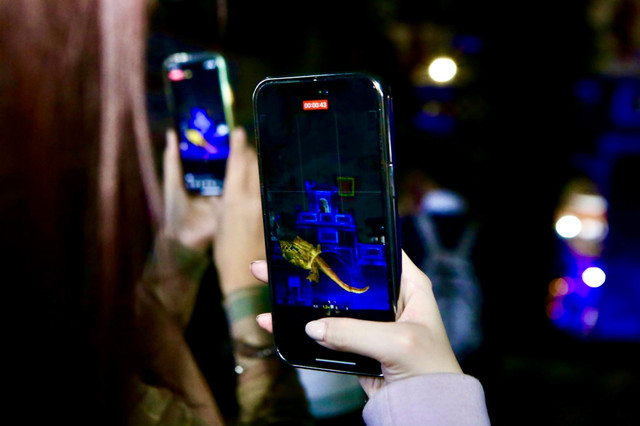 Mãn nhãn với màn trình diễn nghệ thuật ánh sáng 3D tại Ô Quan Chưởng - Hình 6 Man nhan voi man trinh dien nghe thuat anh sang 3D tai O Quan Chuong-Hinh-6