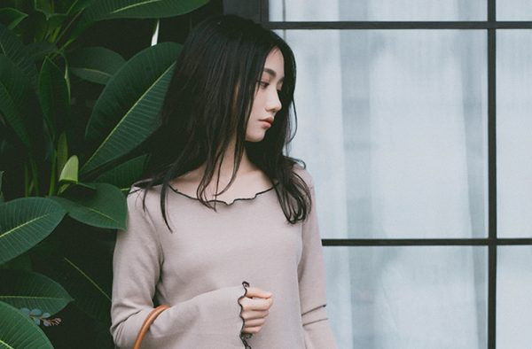 Biết nguyên nhân những vết cào trên tường nhà chị gái mà tôi chết lặng Biet nguyen nhan nhung vet cao tren tuong nha chi gai ma toi chet lang
