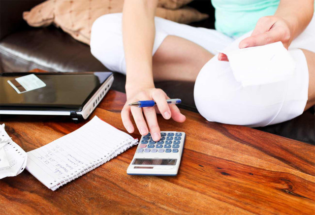 Ba thay đổi chi tiêu giúp bà mẹ nghỉ việc không lương vẫn có tiền Ba thay doi chi tieu giup ba me nghi viec khong luong van co tien