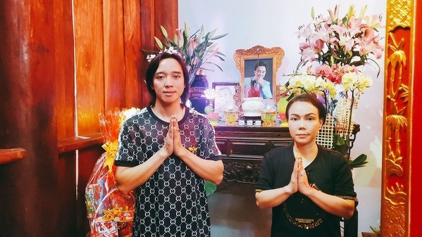 Việt Hương hết hồn khi nam đồng nghiệp "mê" ông xã mình - Hình 4 Viet Huong het hon khi nam dong nghiep