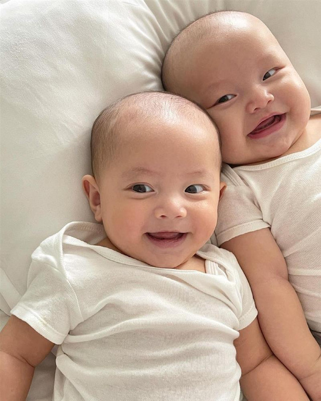 Tan chảy nụ cười "hoa hậu" của con gái Hồ Ngọc Hà - Hình 6 Tan chay nu cuoi