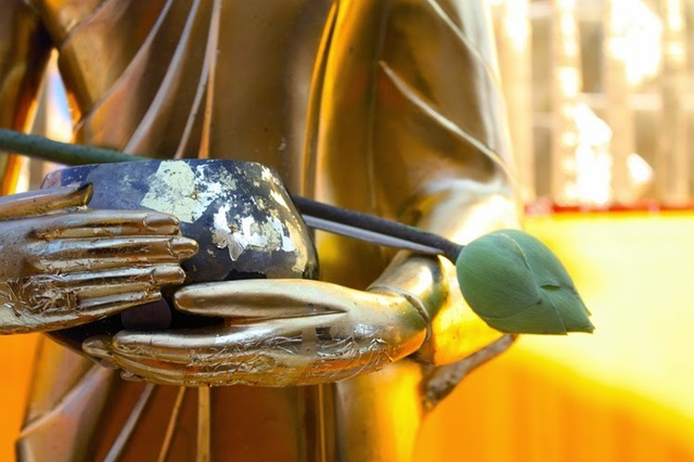 Hãy biết sống hạnh phúc cho chính mình, để bản thân không vướng vào thị phi - Hình 2 Hay biet song hanh phuc cho chinh minh, de ban than khong vuong vao thi phi-Hinh-2