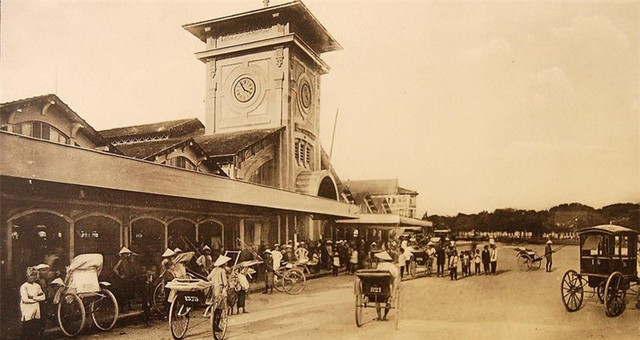 Lịch sử chợ Bến Thành từ lúc chỉ là bãi sình lầy hoang vắng ảnh 4 Lịch sử chợ Bến Thành từ lúc chỉ là bãi sình lầy hoang vắng ảnh 4