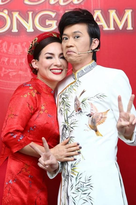 Sự thật mối quan hệ "không thể nói thành lời" của Hoài Linh và Phi Nhung Su that moi quan he