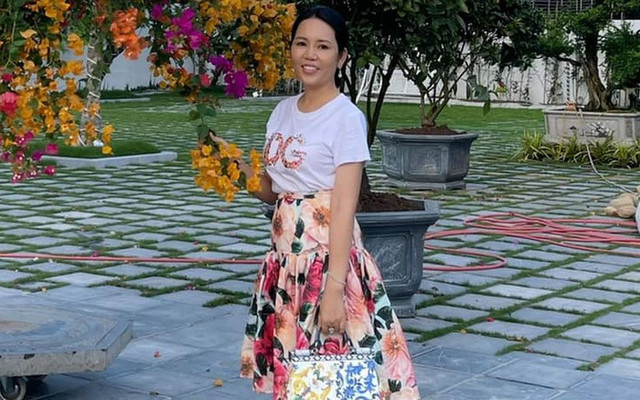 Người phụ nữ mua mắt ngủ lan đột biến giá 17,6 tỷ đồng lên tiếng Nguoi phu nu mua mat ngu lan dot bien gia 17,6 ty dong len tieng
