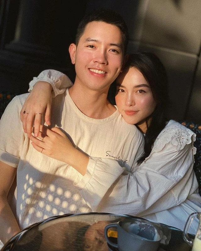 Cơ trưởng Quang Đạt bóc phốt bạn gái hot girl chỉ thích "sống ảo" Co truong Quang Dat boc phot ban gai hot girl chi thich