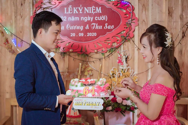 Tung ảnh 3 năm ngày cưới, cô dâu 64 tuổi bị mắng sốc óc - Hình 5 Tung anh 3 nam ngay cuoi, co dau 64 tuoi bi mang soc oc-Hinh-5