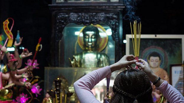 Dấu hiệu của người kiếp trước sống hiền đức, kiếp này hưởng Hồng Phúc Tề Thiên - Hình 2 Dau hieu cua nguoi kiep truoc song hien duc, kiep nay huong Hong Phuc Te Thien-Hinh-2