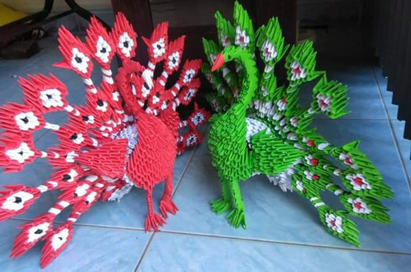 Nửa triệu đồng cho một sản phẩm từ giấy vẫn đắt hàng - Hình 3 Nua trieu dong cho mot san pham tu giay van dat hang-Hinh-3
