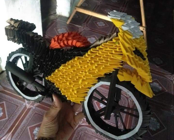 Nửa triệu đồng cho một sản phẩm từ giấy vẫn đắt hàng - Hình 4 Nua trieu dong cho mot san pham tu giay van dat hang-Hinh-4