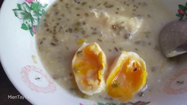 Miền Tây có một món ăn rất "dị", nhiều người lo lắng vì sợ đau bụng - Hình 2 Mien Tay co mot mon an rat