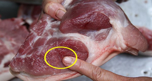 Thịt lợn có 4 dấu hiệu này dù rẻ mấy cũng đừng mua Thit lon co 4 dau hieu nay du re may cung dung mua