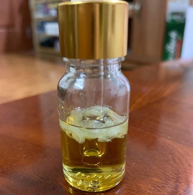 Đại gia Việt chi 3,5 triệu đồng để ngâm lọ mắm côn trùng - Hình 2 Dai gia Viet chi 3,5 trieu dong de ngam lo mam con trung-Hinh-2