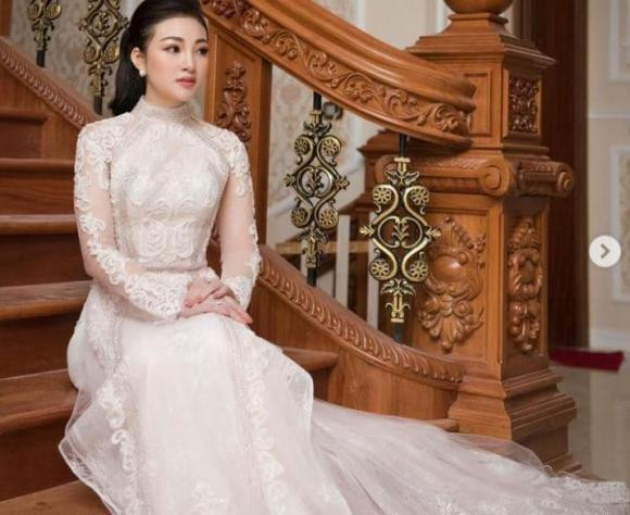 "Cô dâu đeo vàng trĩu cổ ở Nam Định" đăng full bộ ảnh cưới - Hình 10