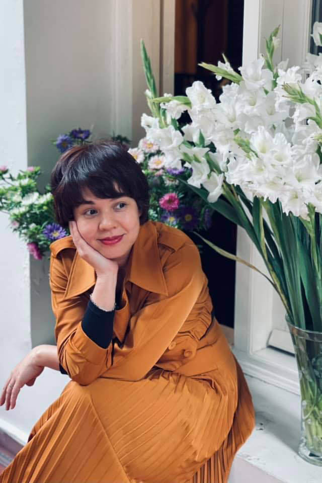 MC Diễm Quỳnh trẻ trung, sành điệu ở tuổi 49 - Hình 11 MC Diem Quynh tre trung, sanh dieu o tuoi 49-Hinh-11