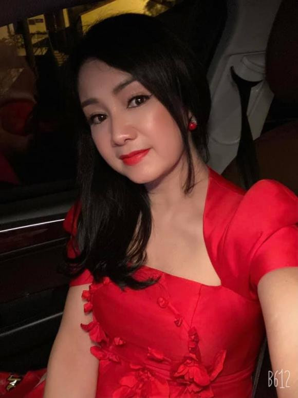 Ảnh mới siêu xinh của nghệ sĩ Thu Hà "Hướng dương ngược nắng" - Hình 8 Anh moi sieu xinh cua nghe si Thu Ha