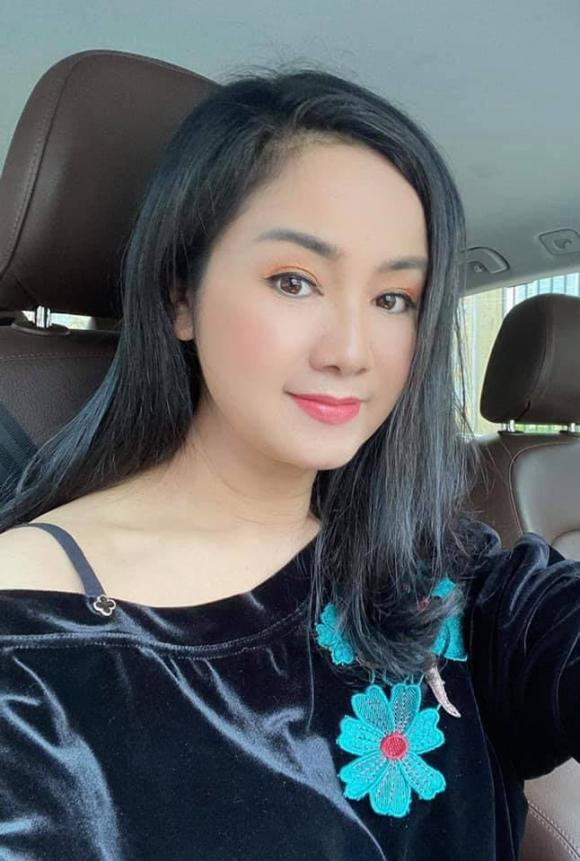 Ảnh mới siêu xinh của nghệ sĩ Thu Hà "Hướng dương ngược nắng" - Hình 6 Anh moi sieu xinh cua nghe si Thu Ha