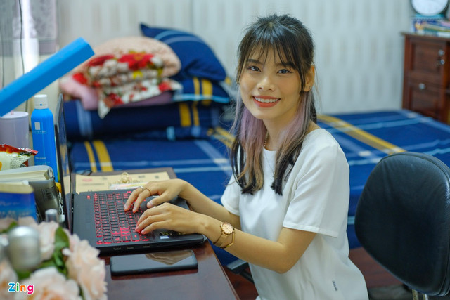 12 người trẻ kể chuyện thích nghi với cuộc sống trong dịch - Hình 8 12 nguoi tre ke chuyen thich nghi voi cuoc song trong dich-Hinh-8