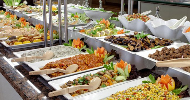Loạt bí mật trong các nhà hàng buffet được tiết lộ, nhiều người phải kinh ngạc - Hình 3 Loat bi mat trong cac nha hang buffet duoc tiet lo, nhieu nguoi phai kinh ngac-Hinh-3