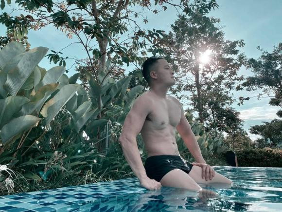 Cuộc sống hiện tại của Cao Thái Sơn: Trở thành "Ông hoàng sưu tầm sổ đỏ" - Hình 11 Cuoc song hien tai cua Cao Thai Son: Tro thanh