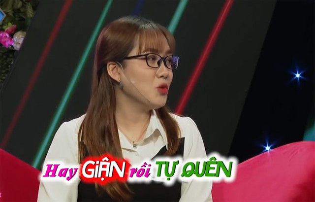 Gái xinh bắt bạn trai ký hợp đồng yêu có 1-0-2 - Hình 2 Gai xinh bat ban trai ky hop dong yeu co 1-0-2-Hinh-2