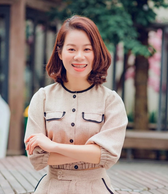 Bất ngờ cuộc sống hiện tại cô giáo từng chửi học viên thậm tệ - Hình 4 Bat ngo cuoc song hien tai co giao tung chui hoc vien tham te-Hinh-4