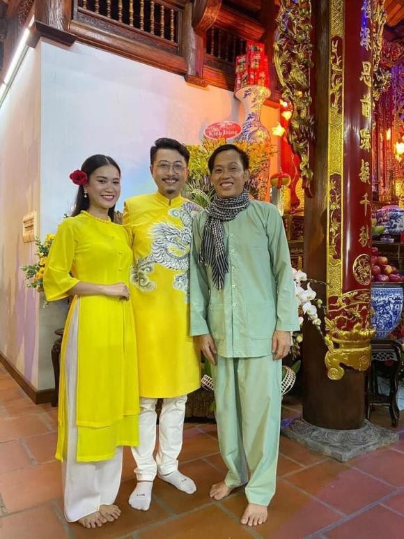Hứa Minh Đạt tiết lộ chuyện mẹ ruột và bà xã ngăn cản việc đăng status - Hình 3 Hua Minh Dat tiet lo chuyen me ruot va ba xa ngan can viec dang status-Hinh-3