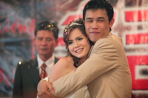 Sao nam nhiều vợ nhất showbiz Việt ảnh 8 Sao nam nhiều vợ nhất showbiz Việt ảnh 8