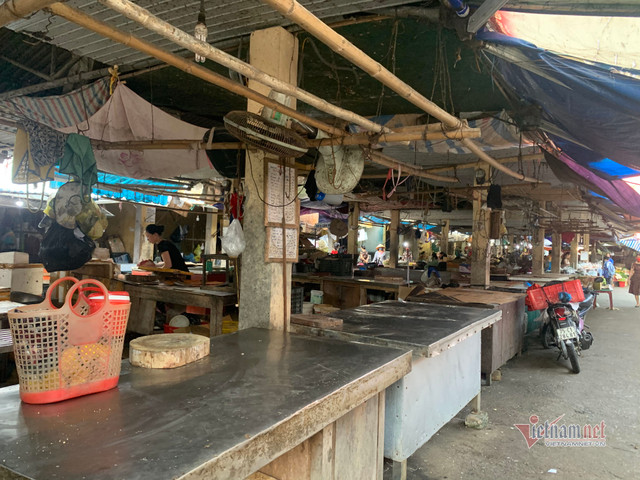 Bò phát bệnh u cục, nhiều hàng phở nổi tiếng đóng cửa - Hình 4 Bo phat benh u cuc, nhieu hang pho noi tieng dong cua-Hinh-4