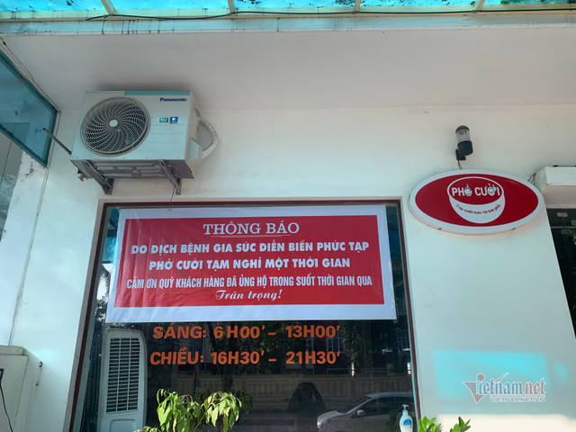 Bò phát bệnh u cục, nhiều hàng phở nổi tiếng đóng cửa - Hình 5 Bo phat benh u cuc, nhieu hang pho noi tieng dong cua-Hinh-5