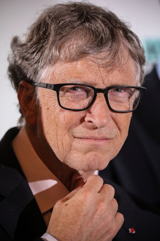 Bill Gates thích tán tỉnh vợ người khác, thường đến câu lạc bộ thoát y Bill Gates thich tan tinh vo nguoi khac, thuong den cau lac bo thoat y