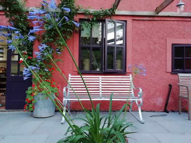Căn nhà cũ nát mua gần 2 triệu, 20 năm sau ai cũng choáng - Hình 4 Can nha cu nat mua gan 2 trieu, 20 nam sau ai cung choang-Hinh-4