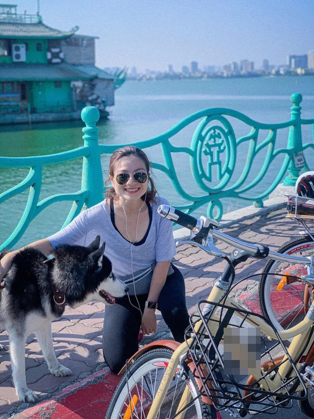 Nhan sắc xinh đẹp của CEO khiến "Shark" Phú chọn trong một nốt nhạc - Hình 3 Nhan sac xinh dep cua CEO khien