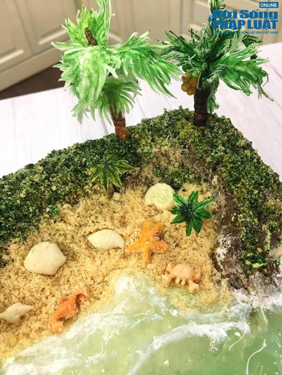 Cô nàng làm chiếc bánh biển xanh khiến CĐM mắt chữ O mồm chữ A - Hình 4 Co nang lam chiec banh bien xanh khien CDM mat chu O mom chu A-Hinh-4