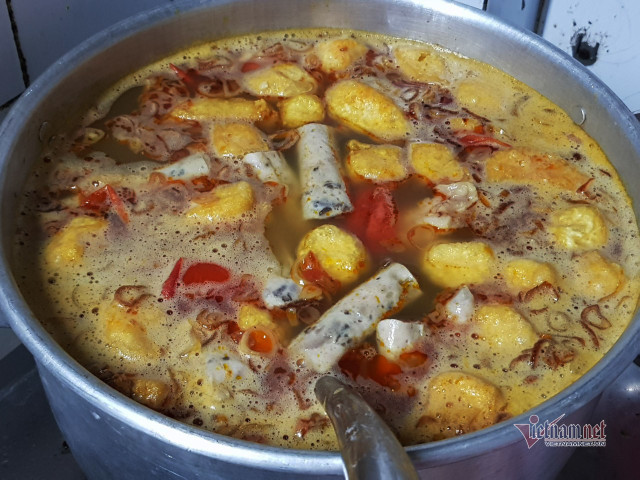 Một nhà đi chợ hộ ba hàng xóm, đến bữa thi món ngon qua mạng - Hình 4 Mot nha di cho ho ba hang xom, den bua thi mon ngon qua mang-Hinh-4